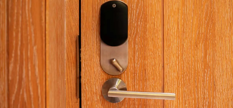 Automatic Locking Door Knob Spring Valley